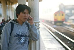 月台旅客2002年之前台中火車站台灣鐵路旅遊攝影